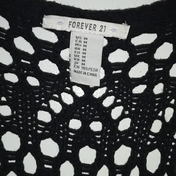Women's full length knit overcoat. - Picture 3 of 3